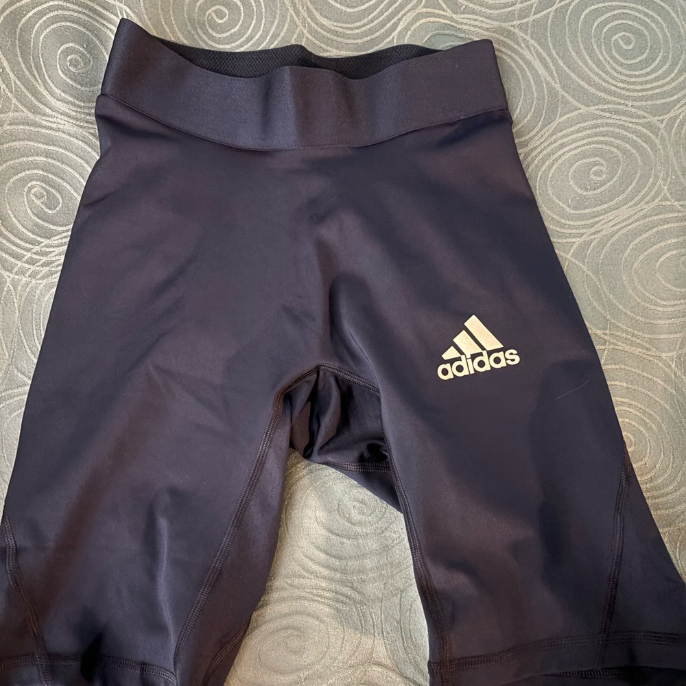 Adidas legging shorts